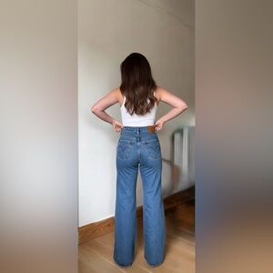Levi’s Ribcage Bell Jeans 30 x 30